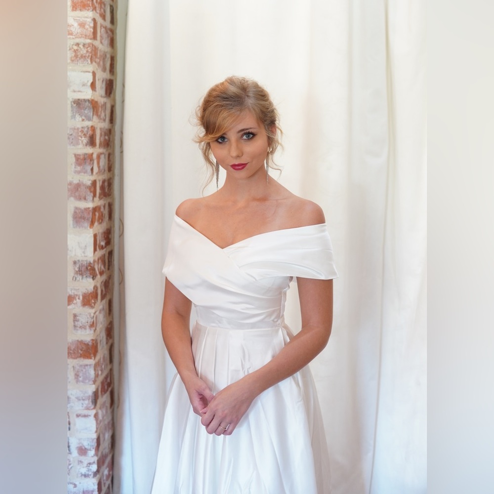 Elegant Wedding Dress
